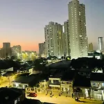 Apartamento 2 Cuartos 2 Banos Excelente Ubicacion