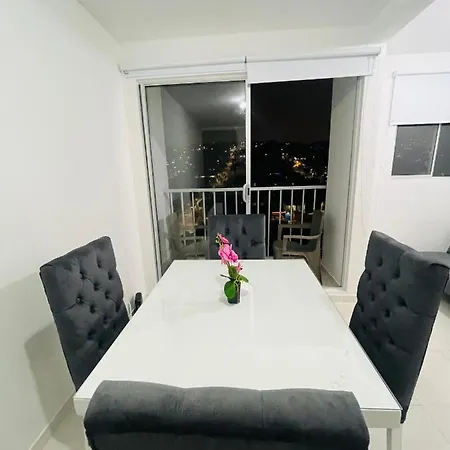 Apartamento 2 Cuartos 2 Banos Excelente Ubicacion Apartamento *